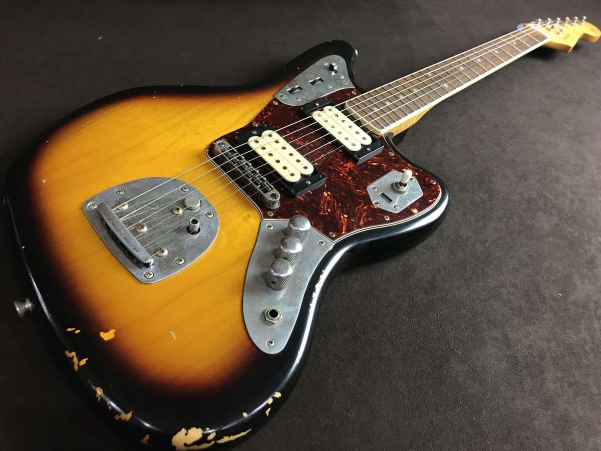 Fender買取 Fender Mexico Road Worn Kurt Cobain Jaguar Relicのマルカ Maruka 買取価格速報 977