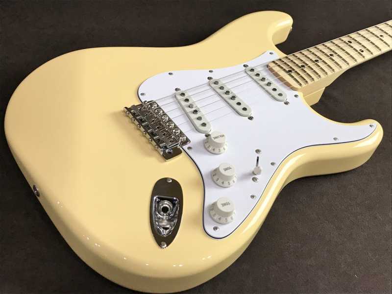 Fender買取 Yngwie Malmsteen Stratocaster エレキギター