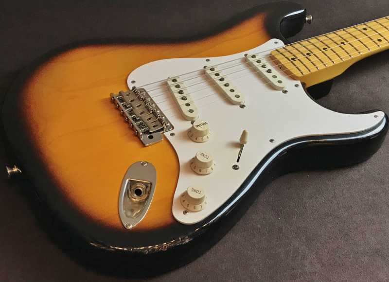 Fender Japan買取 ST54-110DMC エレキギター