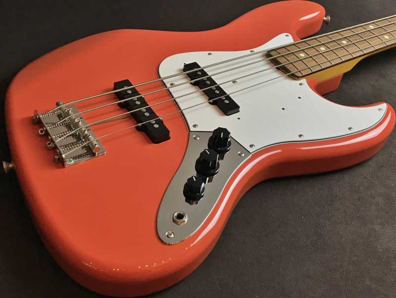 Fender Japan Exclusive Classic 60s Jazz Bass
