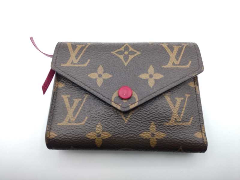 ルイヴィトン買取 ポルトフォイユヴィクトリーヌ モノグラム M41938
