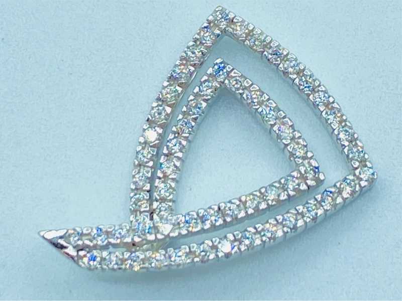 ダイヤモンド買取 K18WG台 ダイヤモンド 1.00ct デザイン ペンダント