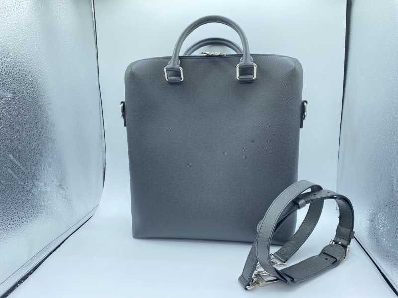 ルイヴィトン買取 グレゴリ M30211