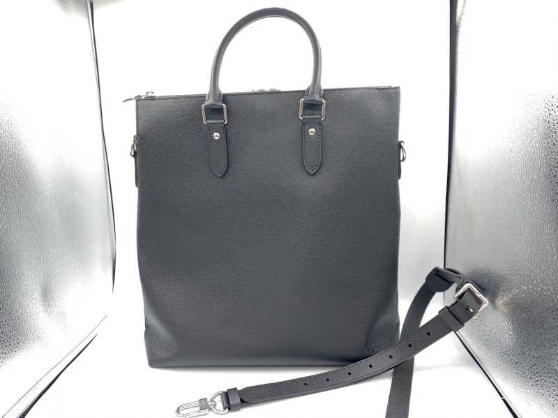 ルイヴィトン買取 アントン タイガ M33433