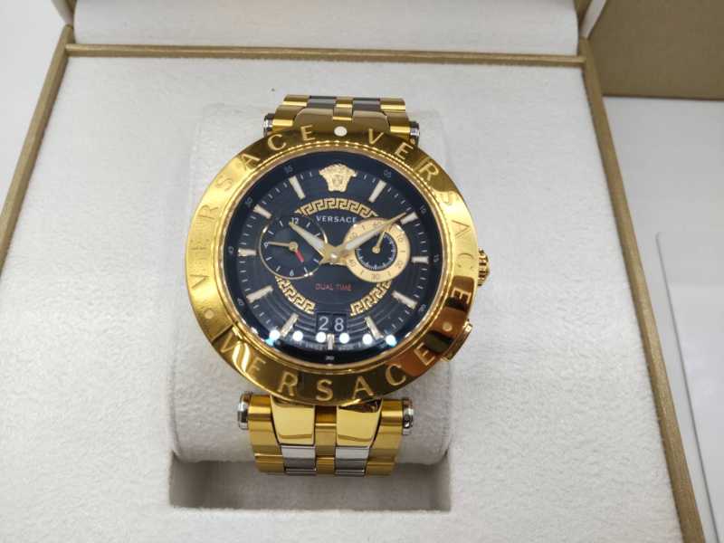 ヴェルサーチ　買取　メンズウォッチ　VEBV00519