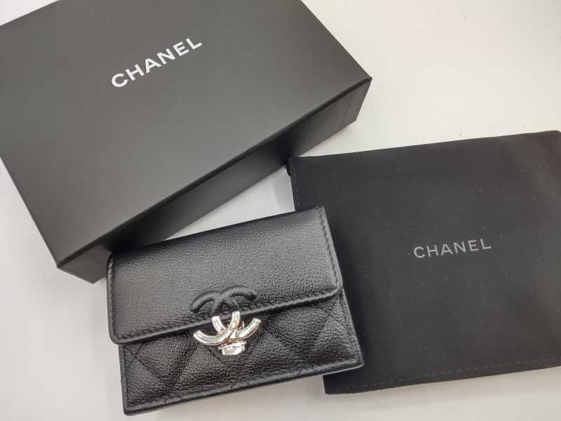 シャネル買取 コンパクトウォレット