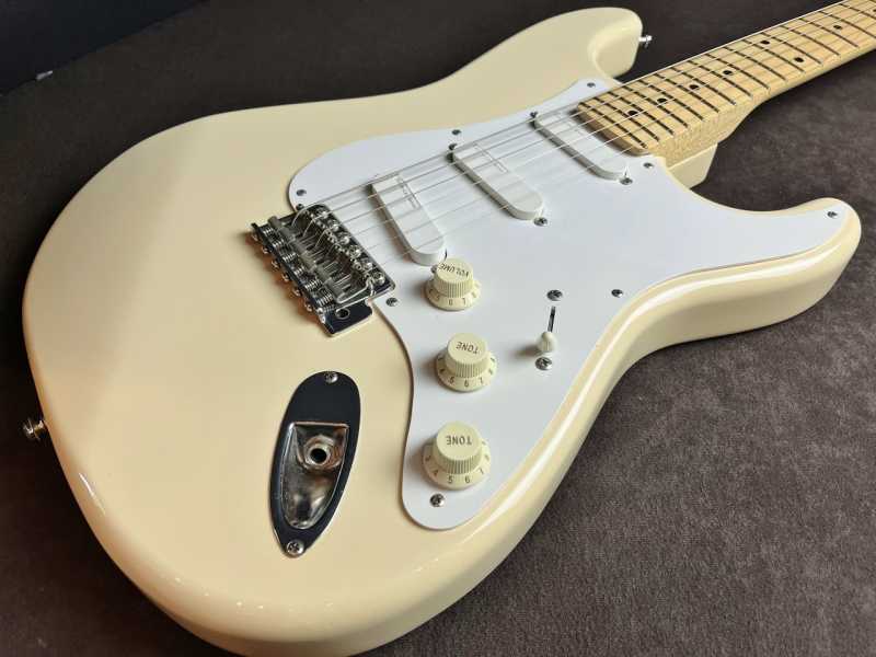 Fender Japan 買取 ST54-95LS VWH エレキギター