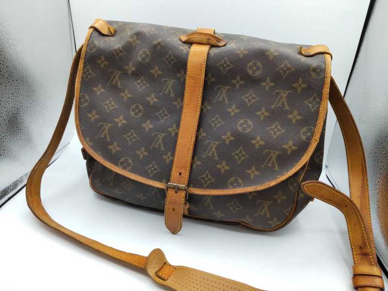 ルイヴィトン　買取　ソミュール