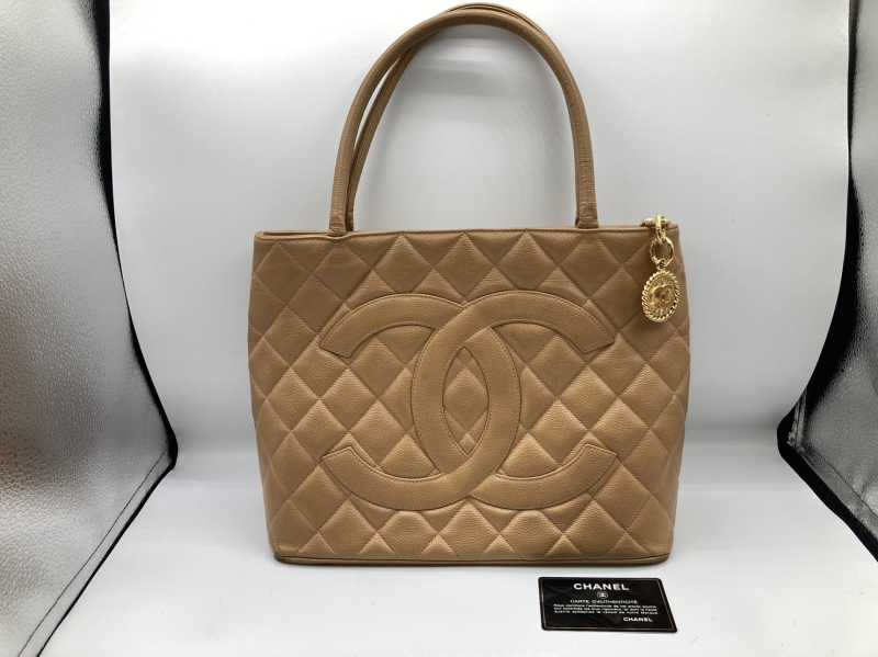 シャネル買取 復刻トート