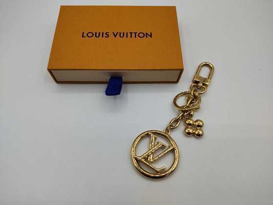 ルイヴィトン買取 ポルトクレ・チェーンブルーミング M01006