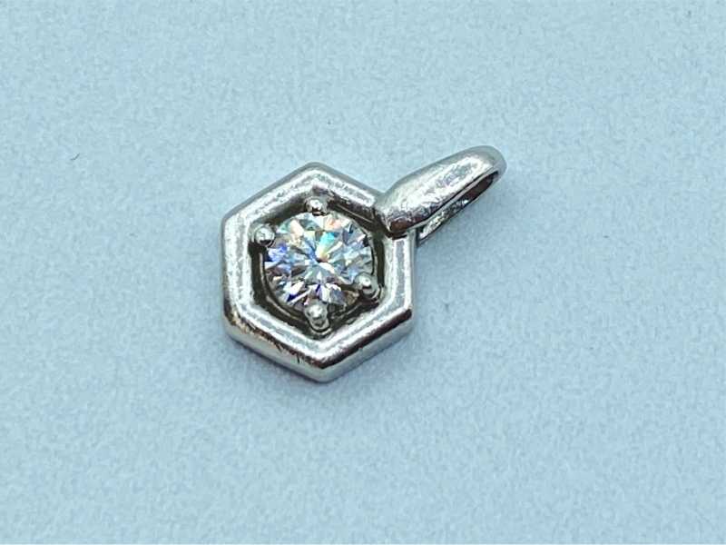 ダイヤモンド買取 プラチナ台 ダイヤモンド 0.308ct ペンダント 