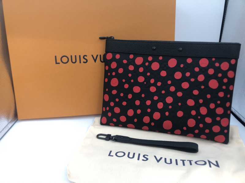 ルイヴィトン買取 LV × YK ポシェット･トゥ･ゴー M82019