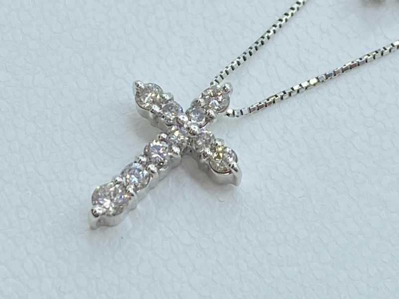 ダイヤモンド買取 プラチナ台 ダイヤモンド 0.30ct クロスデザイン ネックレス