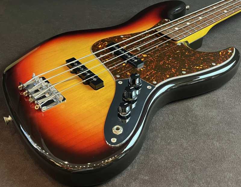 Fender Japan JB62 Jazz Bass 3TS 買取