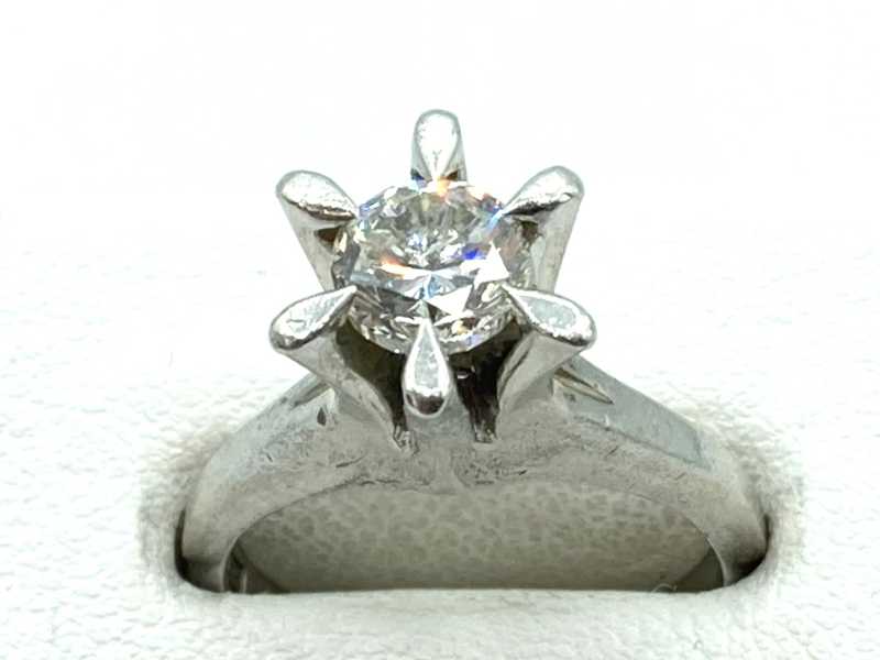ダイヤモンド買取 １カラット立爪指輪