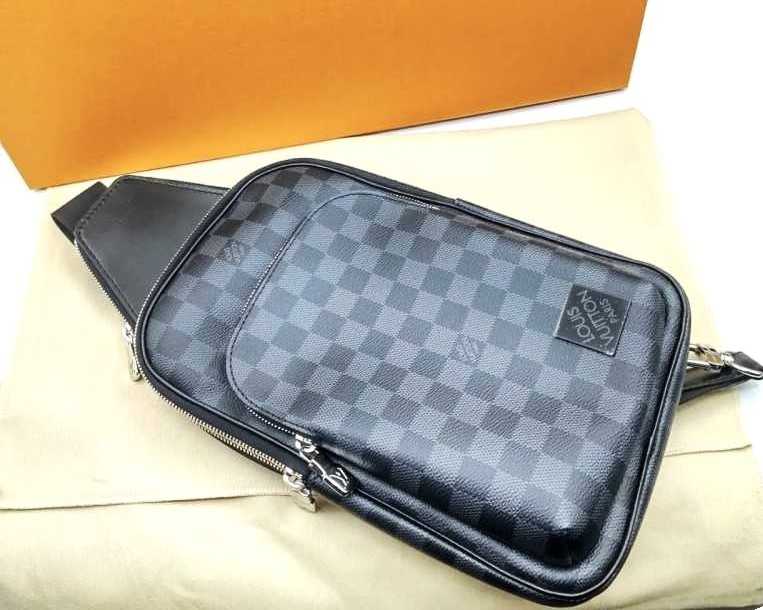 ルイヴィトン買取 アヴェニュー スリングバッグ N45302