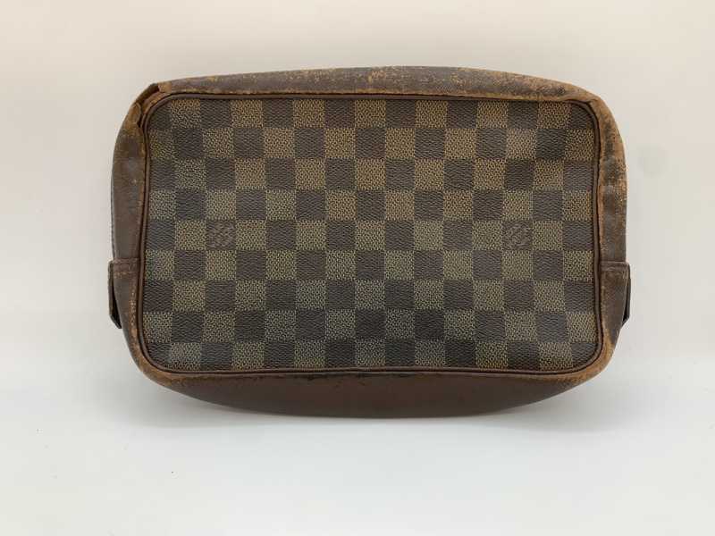 ルイヴィトン買取 トゥルーストワレット N47623