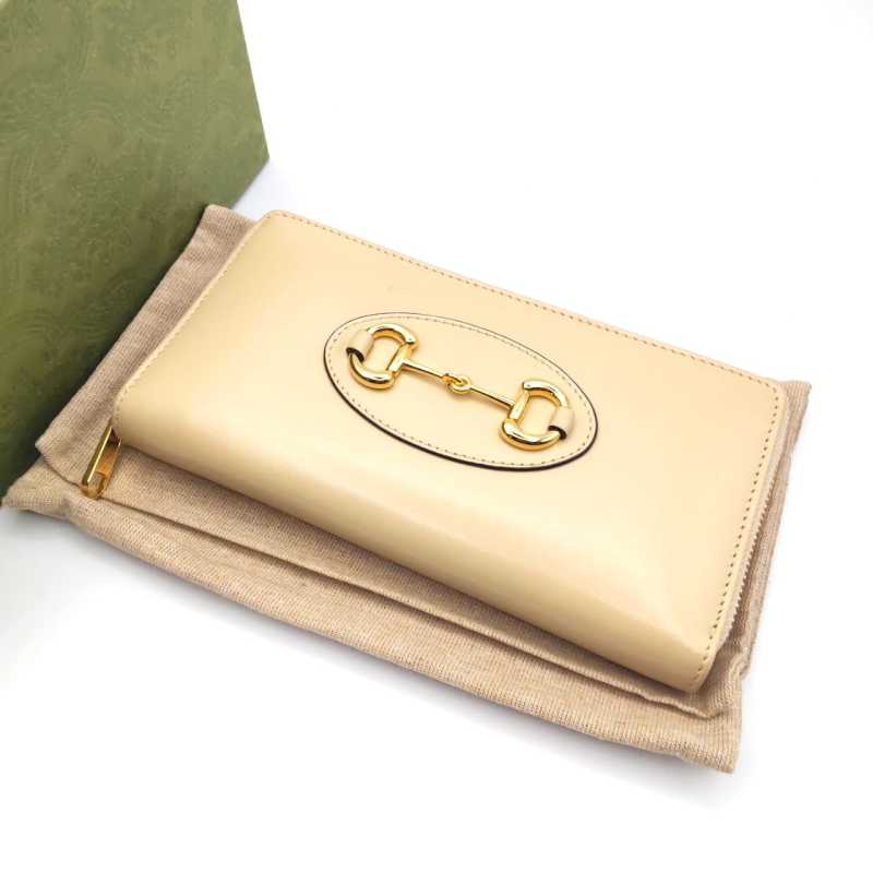 グッチ買取 ホースビット ラウンドファスナー長財布 621889