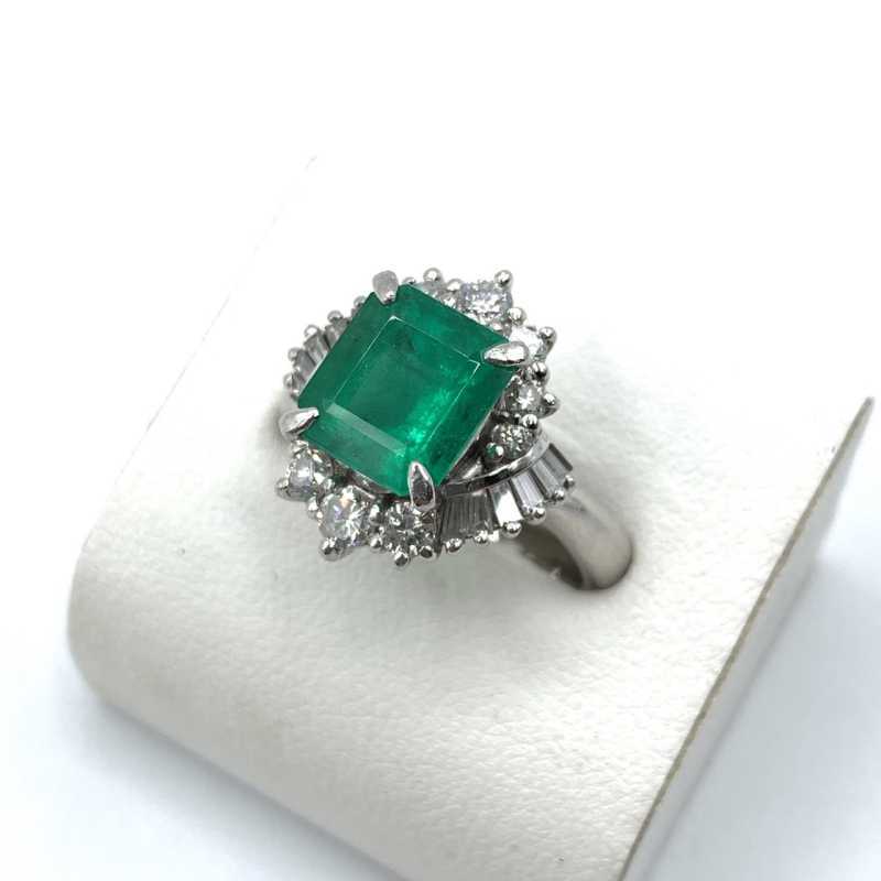 エメラルド買取 リング プラチナ