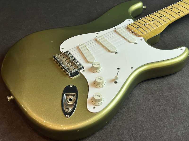 Fender ST54-77LS 買取