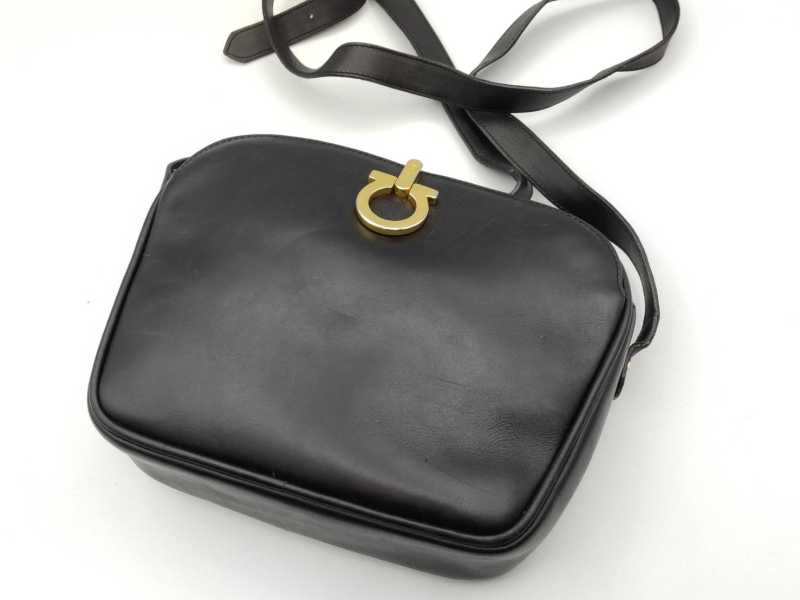 フェラガモ買取 ショルダーバッグ