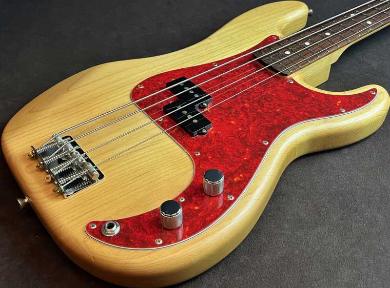 Fender TOMOMI Precision Bass 買取