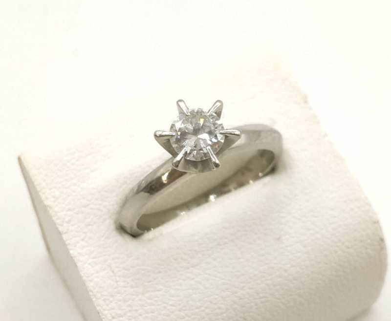 PT900リング　買取　ダイヤモンド　0.5CT