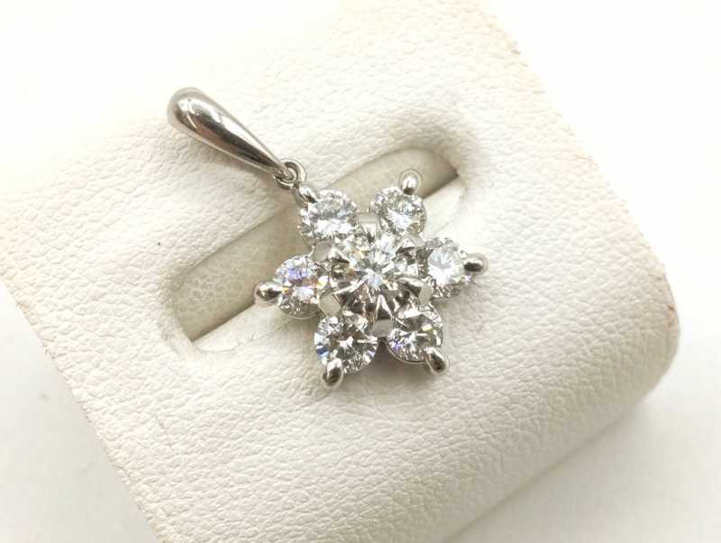 K18WGトップ　買取　ダイヤモンド　1.00CT