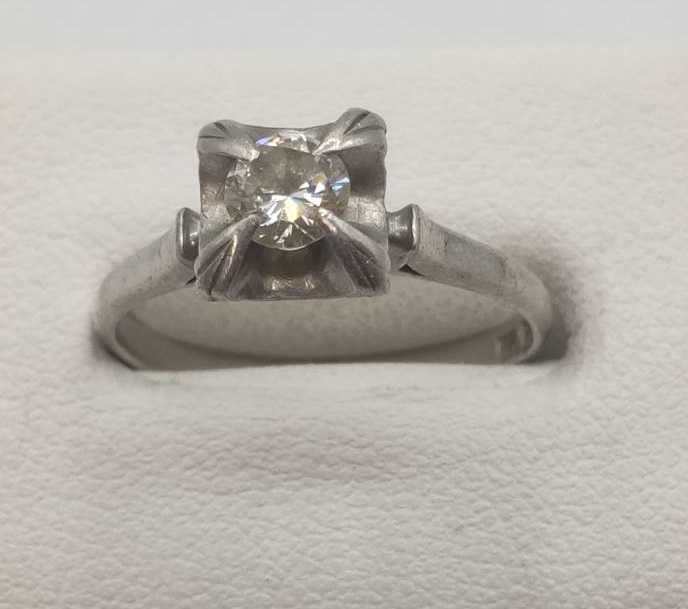 ダイヤ　買取　指輪　0.3ｃｔ