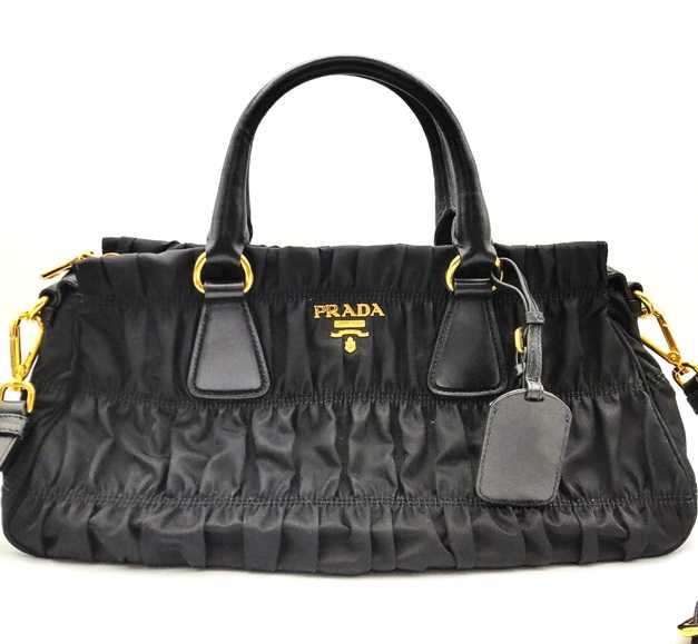 プラダ買取　2WAYバッグ　ギャザーナイロン　B1407M