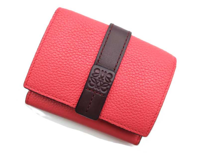 ロエベ買取 トライフォールド