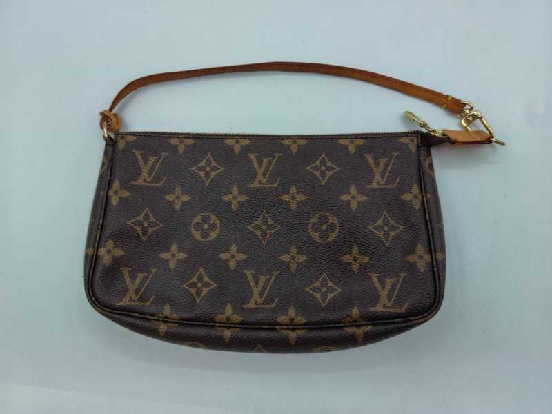 ルイヴィトン　買取　ポシェットアクセソワール
