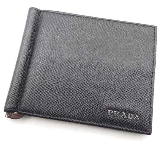 プラダ買取　二つ折り財布　サフィアーノ