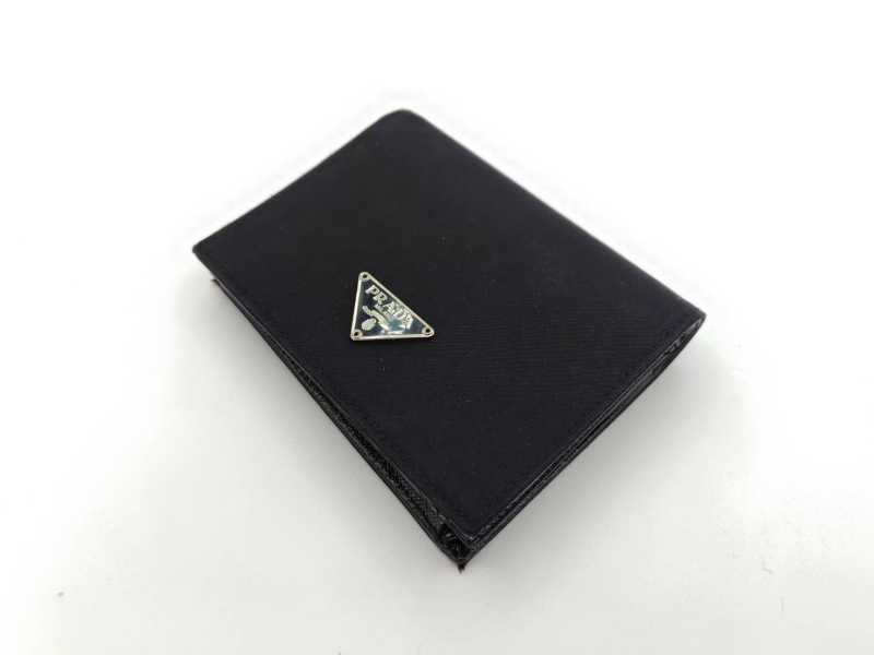 プラダ　買取　財布