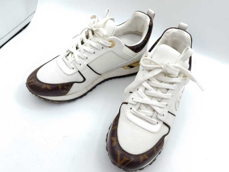 ルイヴィトン　買取　スニーカー