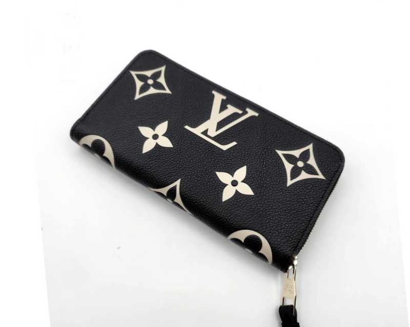 ルイヴィトン買取 ジッピーウォレット 