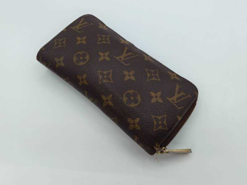 ルイヴィトン　買取　ジッピーウォレット