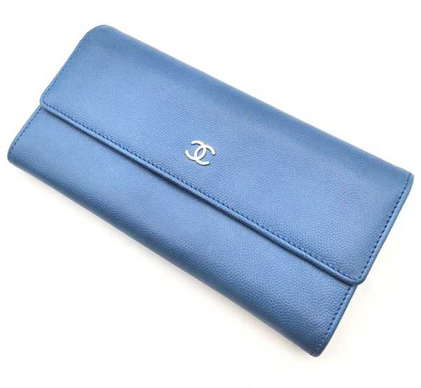 シャネル買取　二つ折り長財布　キャビアスキン