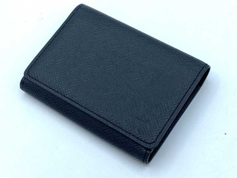 ルイヴィトン買取 アンヴェロップ カルト ドゥ ヴィジット タイガ M30922