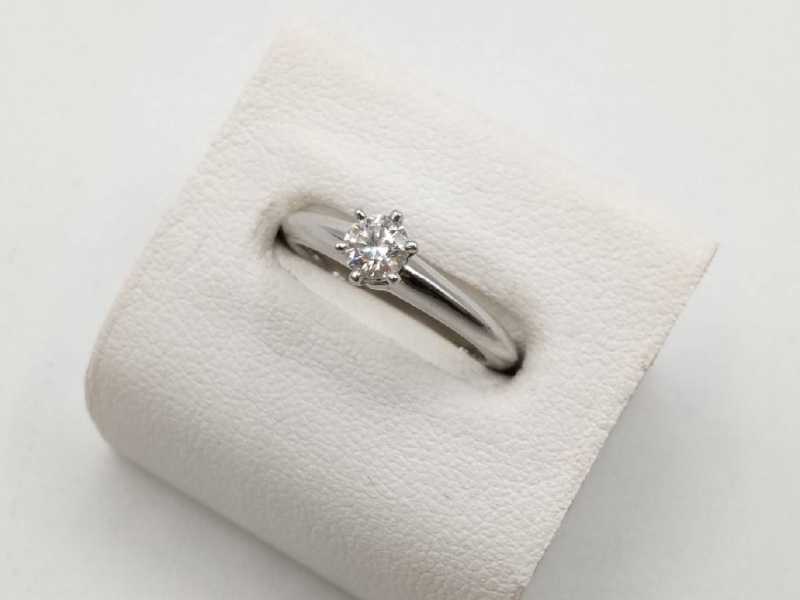 ティファニー　買取　ソリテールリング　0.2CT	