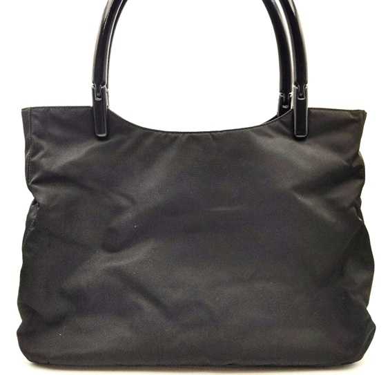 プラダ買取　トートバッグ　プラスチックハンドル