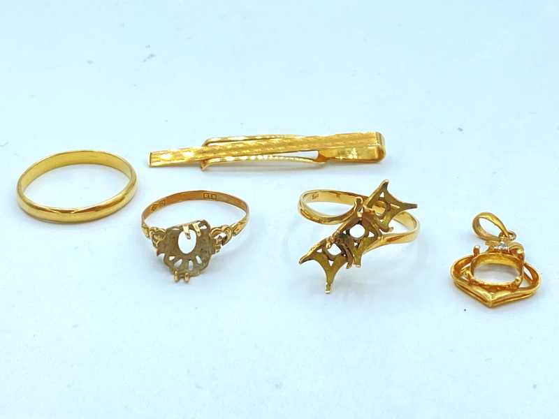 金買取 K18 金地金 10.2g