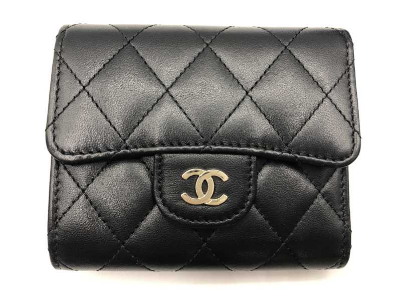 シャネル買取 コンパクトウォレット