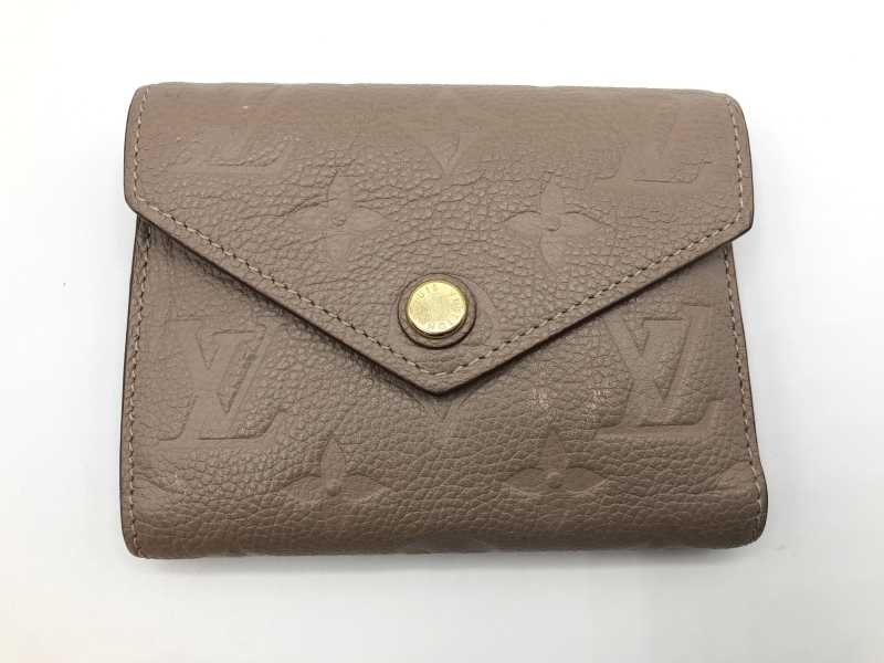 ルイヴィトン買取 ポルトフォイユ ヴィクトリーヌ M82344