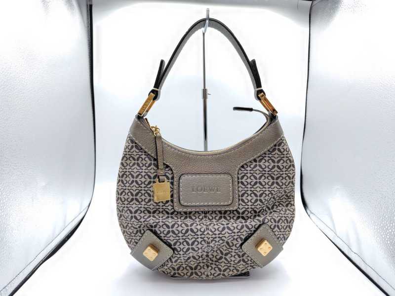 ロエベ　買取　ワンショルダーバッグ