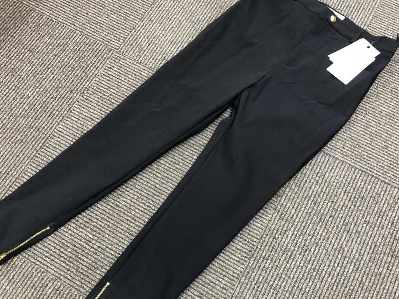 セリーヌ買取 ボトムス