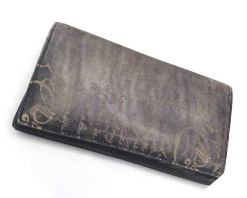 ベルルッティ買取 カリグラフィ 2つ折り長財布