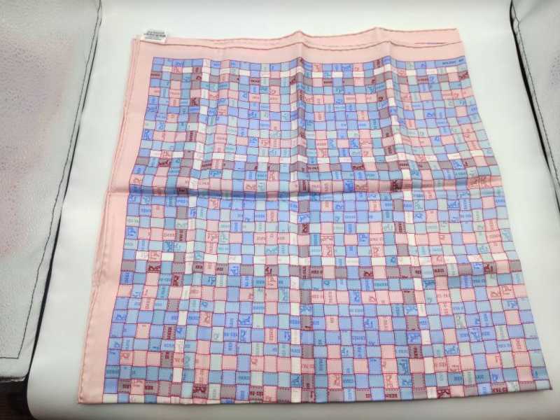 エルメス買取 カレ90 ピンクリボン柄