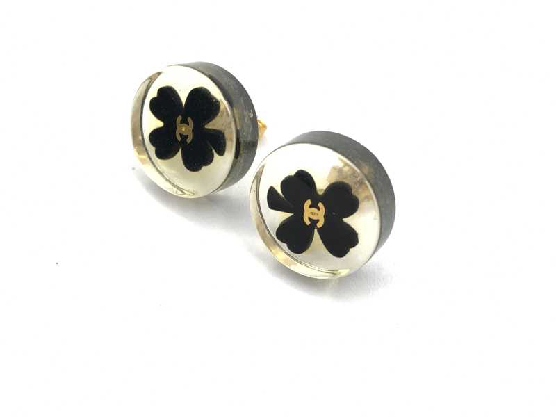 シャネル買取 クローバーピアス