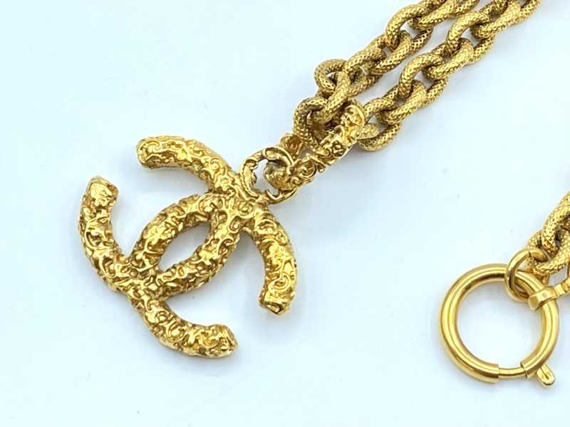 シャネル買取 ココマーク 溶岩 ネックレス ロング 93A